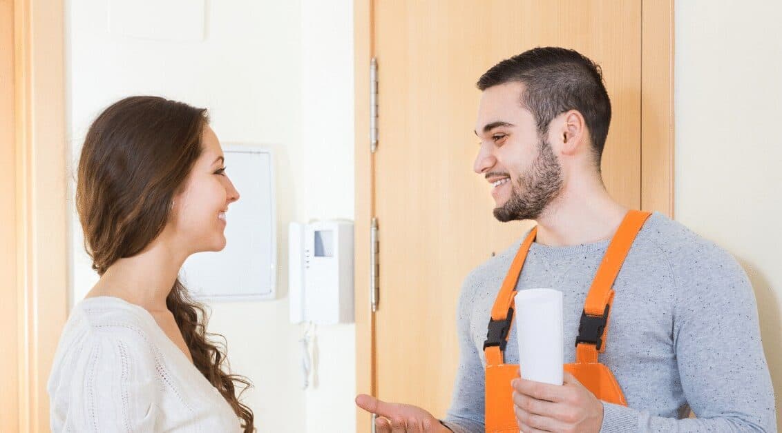 7 Ways Field Service Professionals Can Improve Customer Service